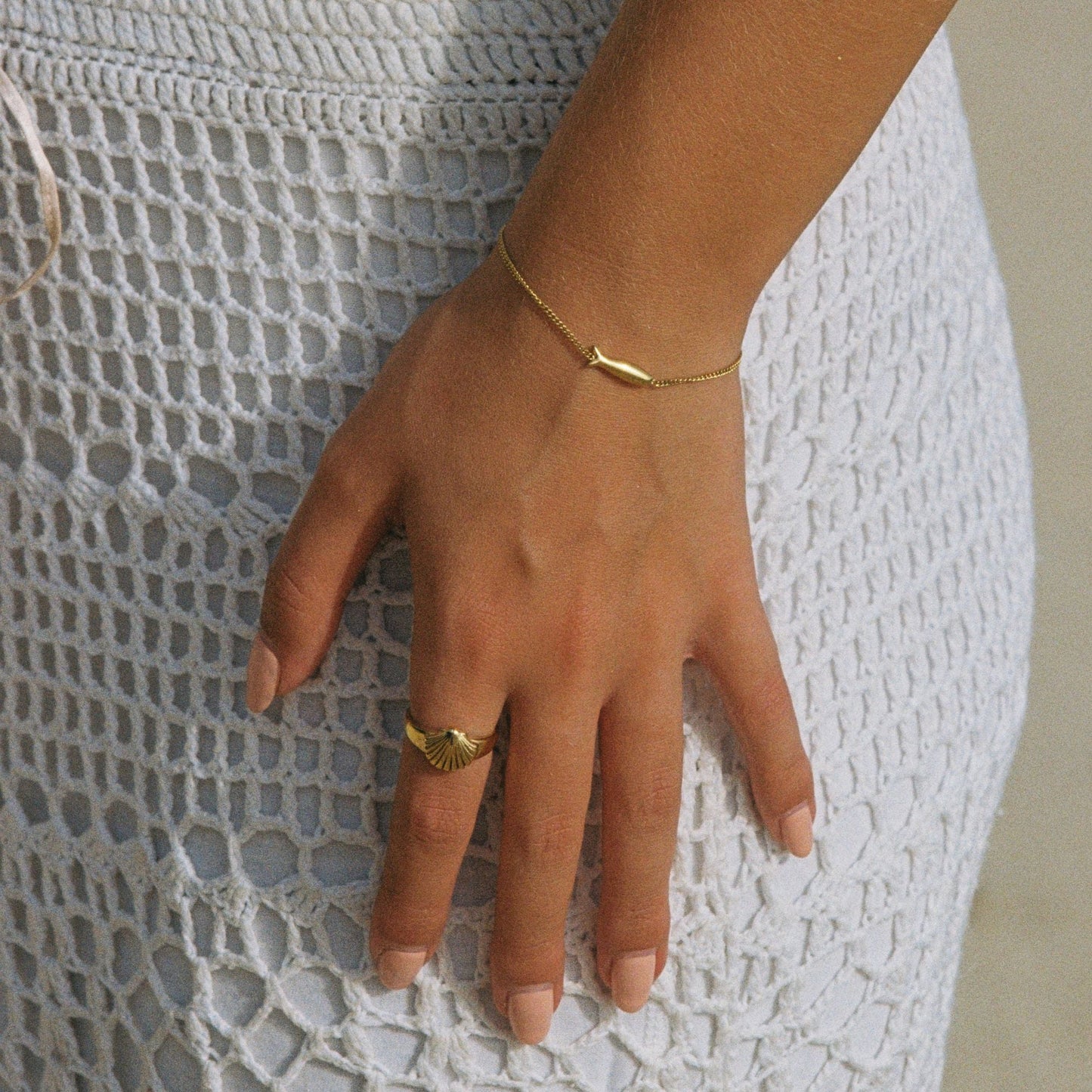 Bransoletka z rybą 1